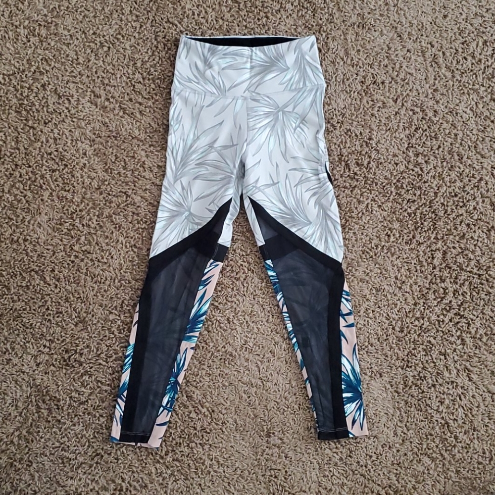 PINK workout leggings